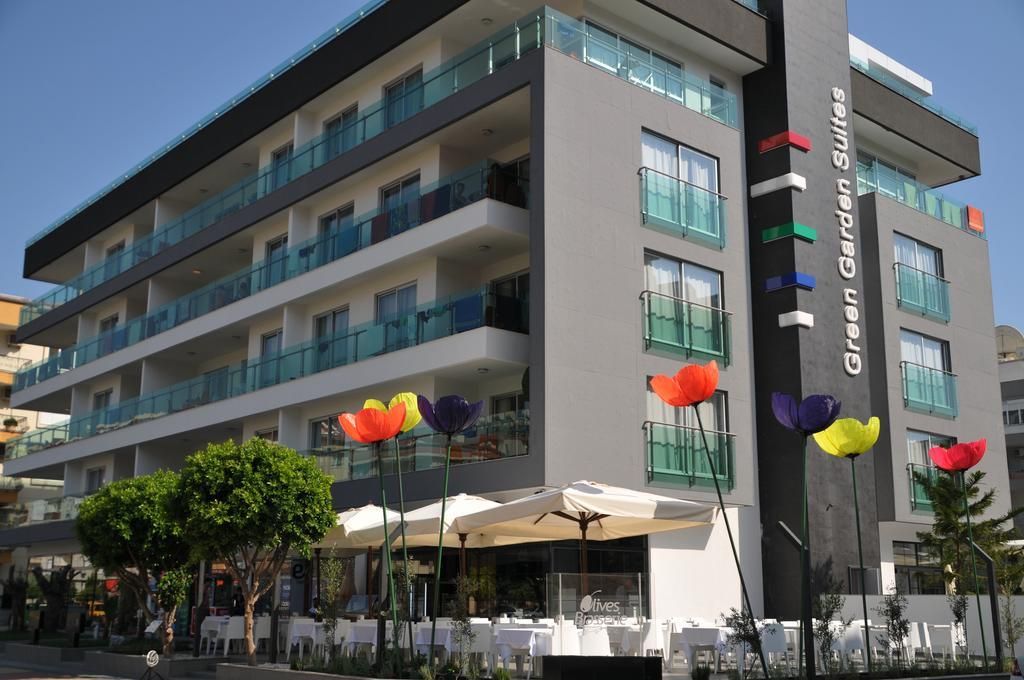 Green Garden Suites Hotel - 1