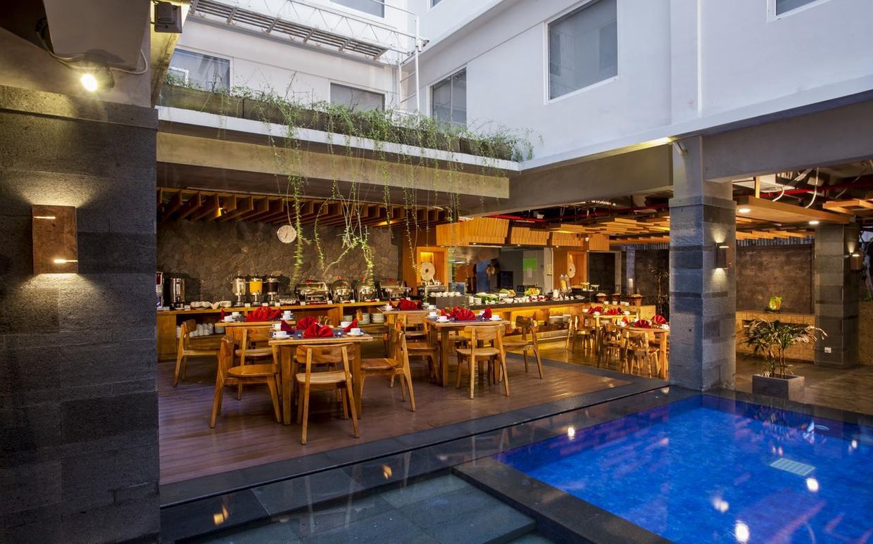 SWISS-BELEXPRESS KUTA - 30