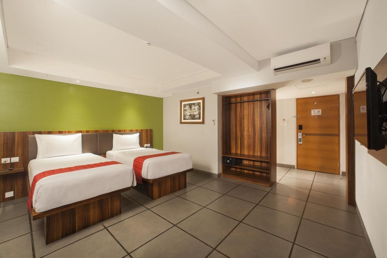 SWISS-BELEXPRESS KUTA - 32