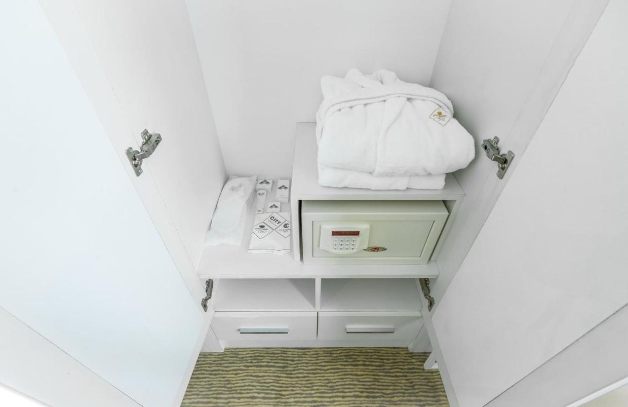 TBILISI CHAMBERS, TRADEMARK COLLECTION BY WYNDHAM - 12