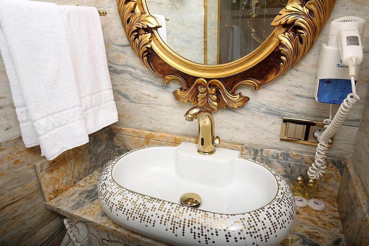 Blue Marmaray Hotel - 19