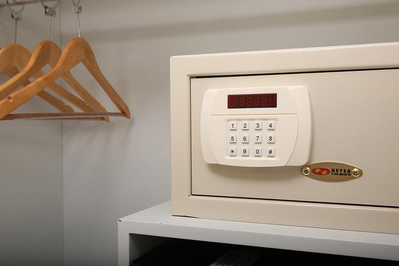 Blue Marmaray Hotel - 3