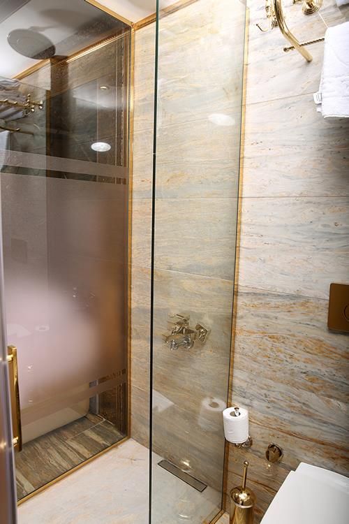 Blue Marmaray Hotel - 4