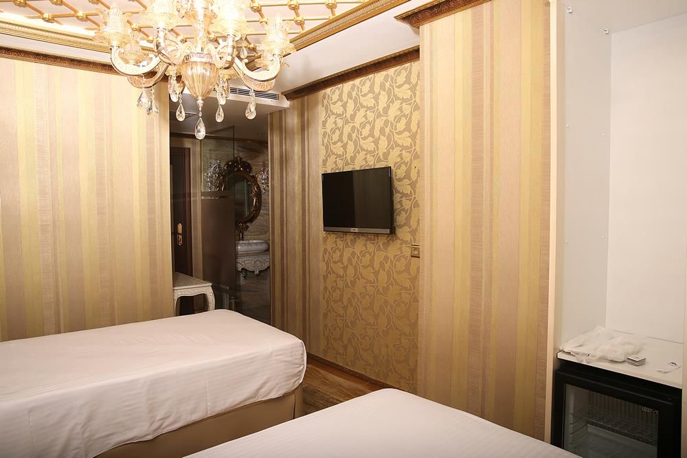 Blue Marmaray Hotel - 5