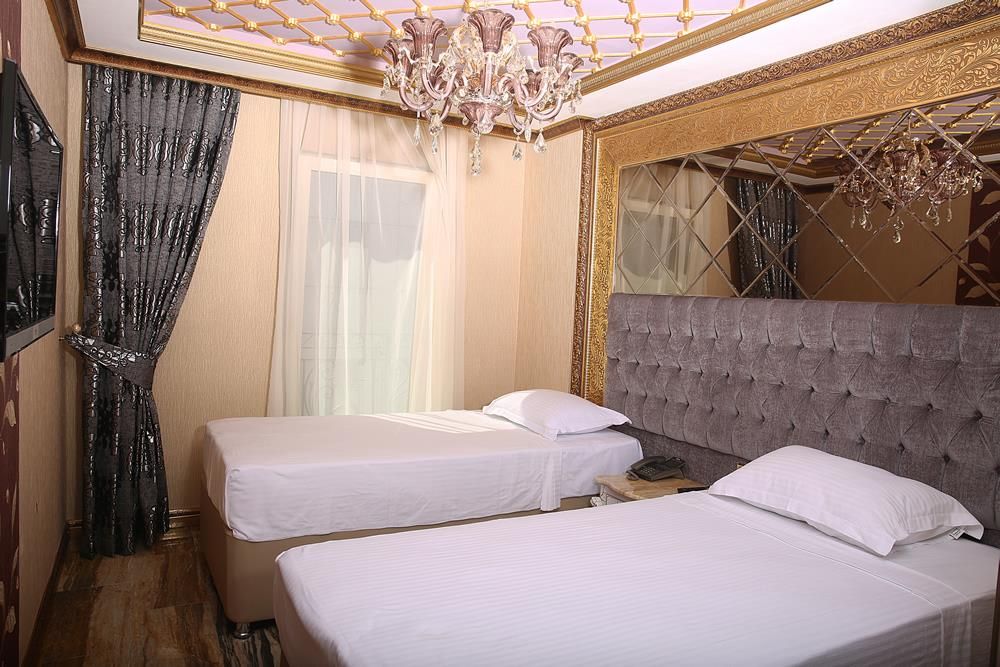 Blue Marmaray Hotel - 9