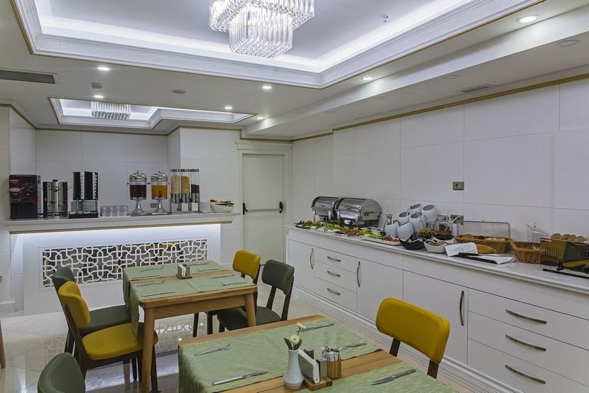 Grand Naki Hotel - 3
