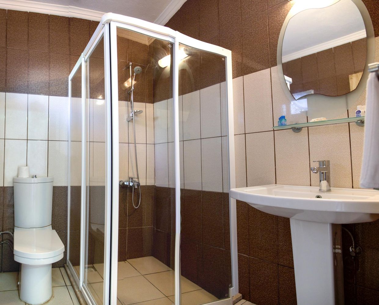 Ponz Hotel - 4