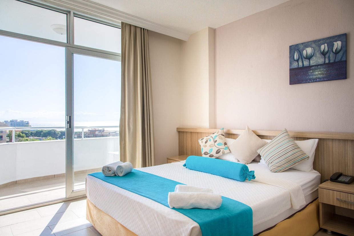 Ponz Hotel - 8
