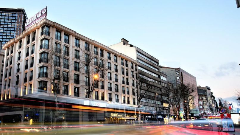 Grand Aras Hotel & Suites - 1