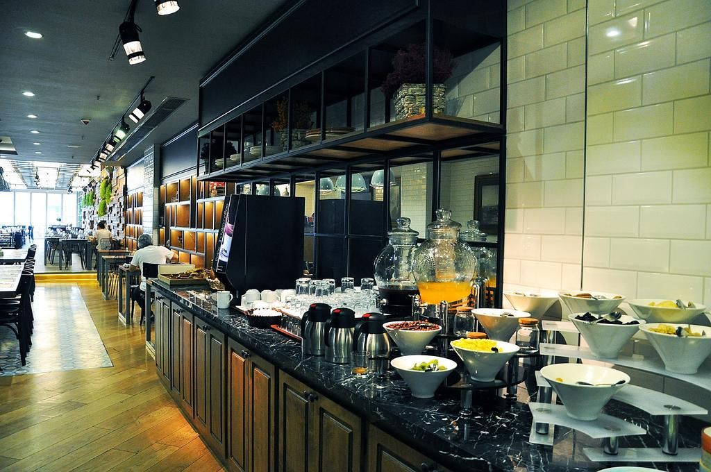 Grand Aras Hotel & Suites - 11