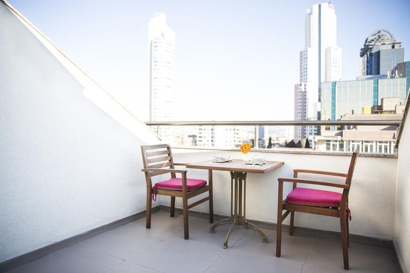 Grand Aras Hotel & Suites - 3