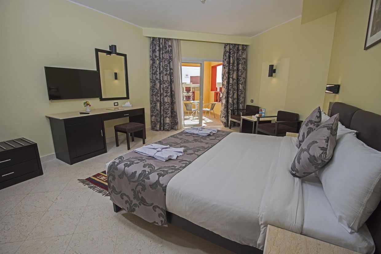 CASA MARE RESORT (ex. ROYAL TULIP BEACH RESORT) - 37