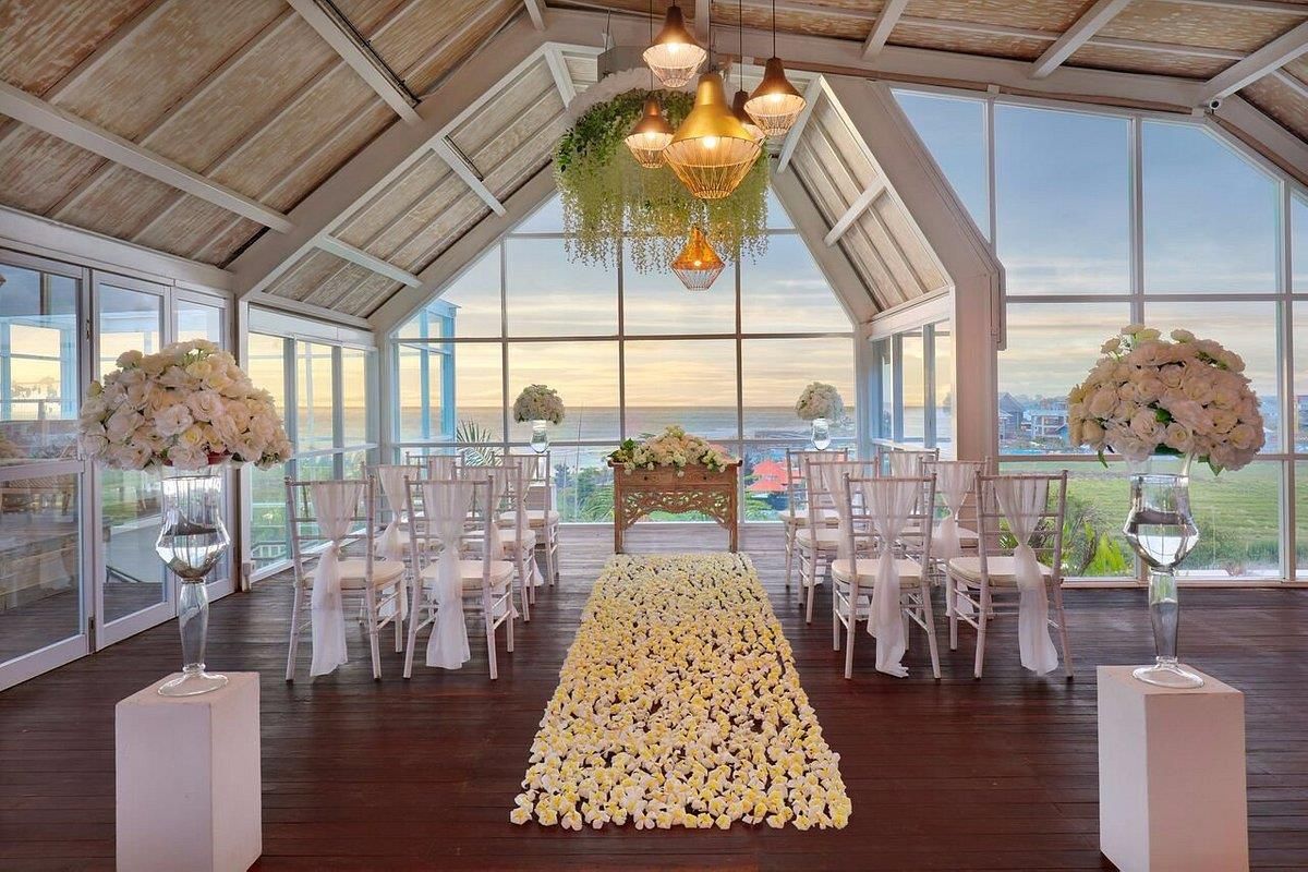 ASTON CANGGU BEACH RESORT - 18