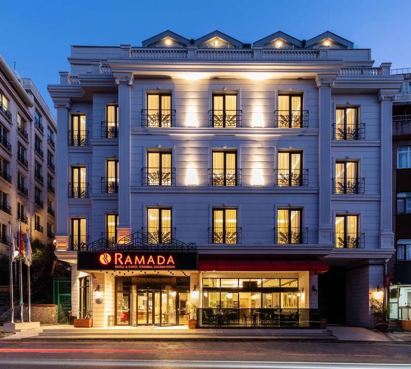 Ramada by Wyndham Istanbul Golden Horn - 1