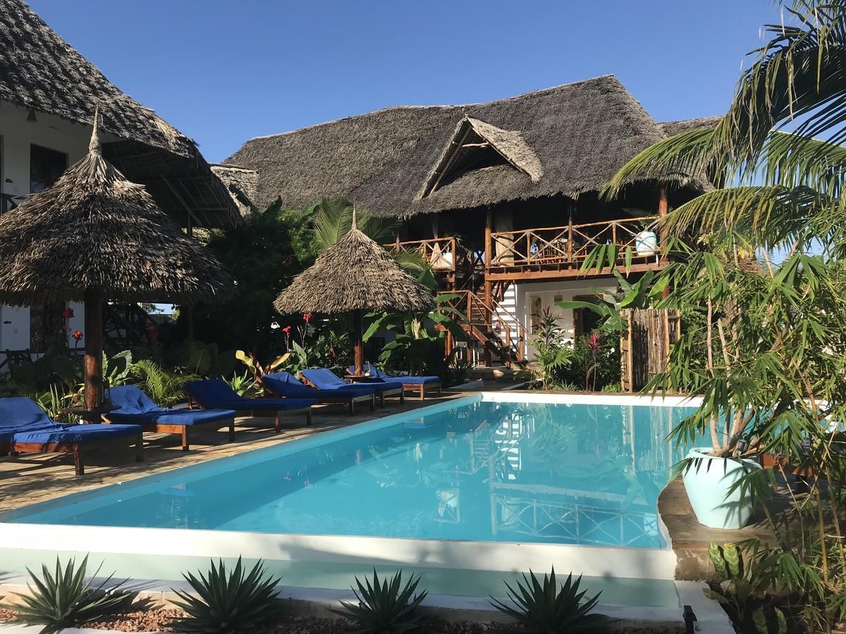 ALUNA BEACH LODGE - 12