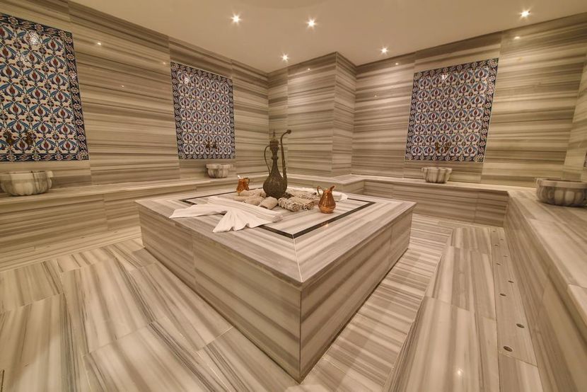 Ramada Hotel & Suites by Wyndham Istanbul Merter - 6