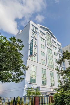 HOTEL 81 LUCKY - 1