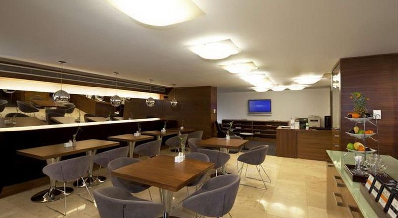 Dedeman Istanbul Hotel - 4