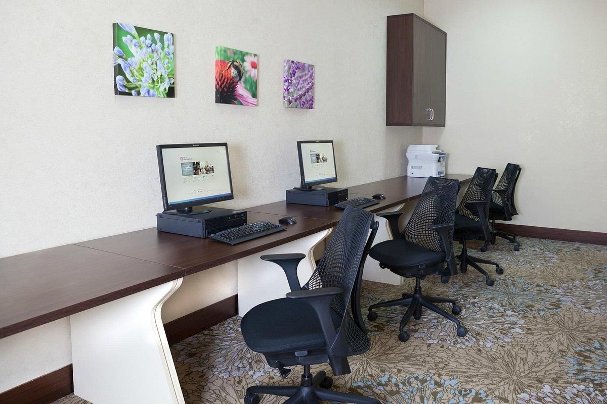 HILTON GARDEN INN - 17