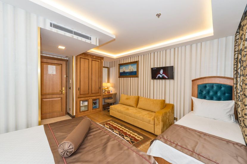 Aprilis Gold Hotel - 2