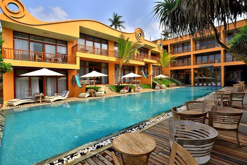 THAPROBAN PAVILION WAVES - 1