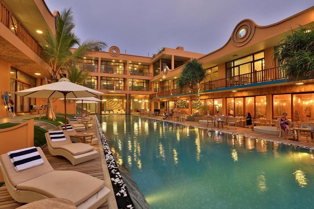 THAPROBAN PAVILION WAVES - 10