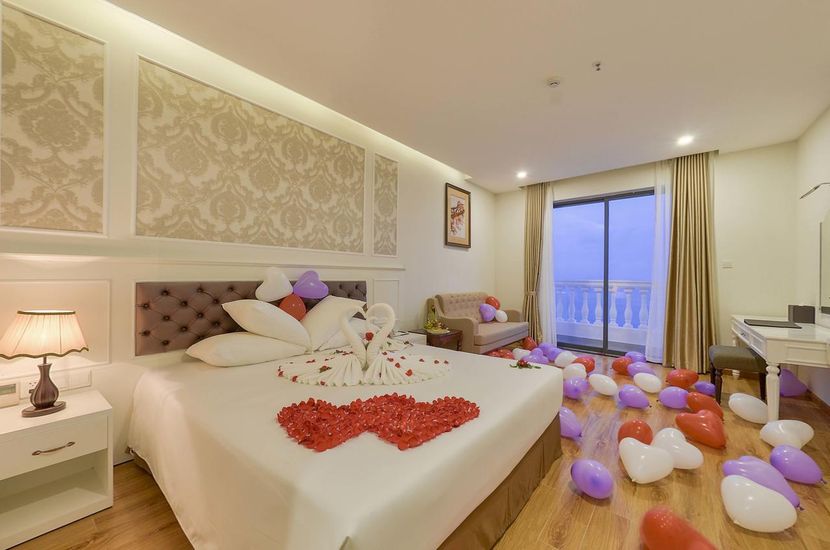 IMPERIAL HOTEL - 3