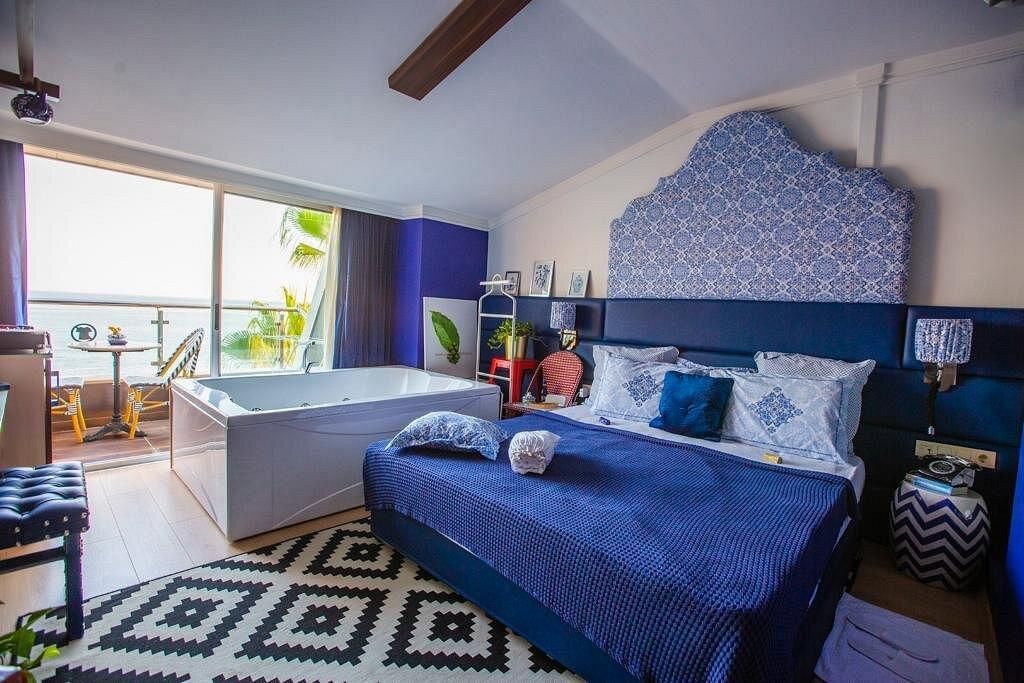 Anjelique House - 11