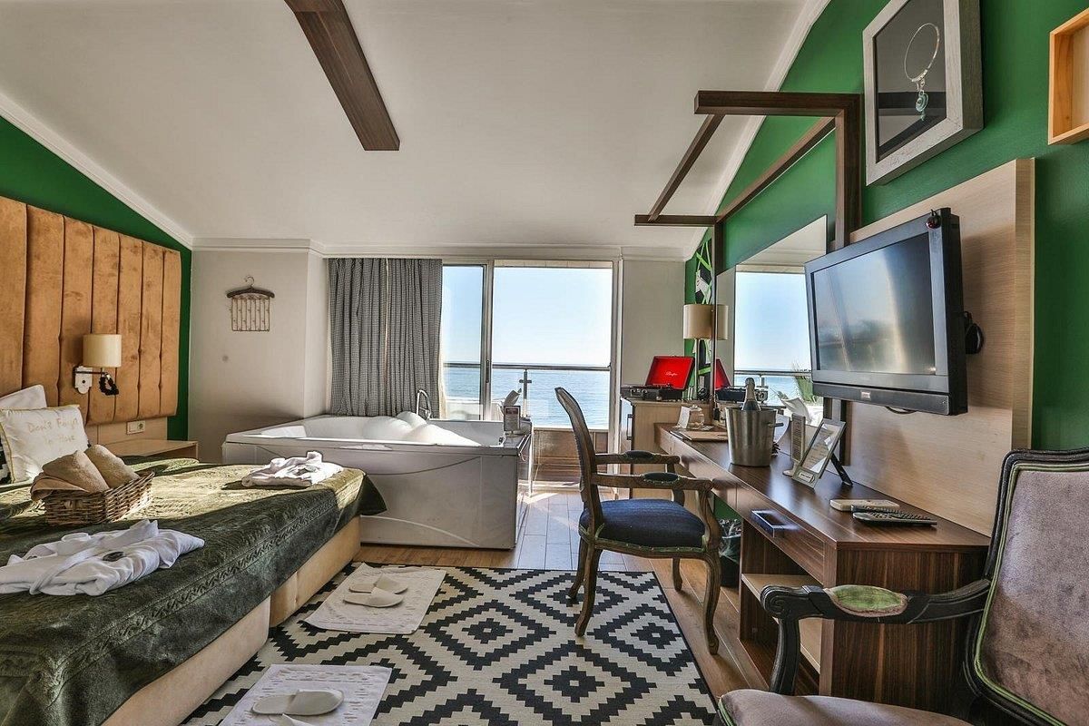 Anjelique House - 15