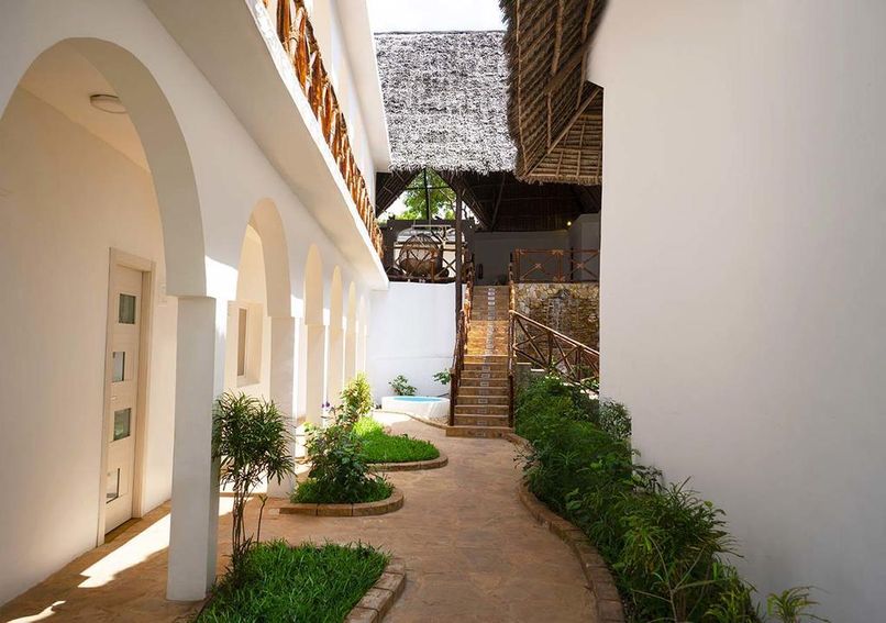 AHG DREAMS BAY BEACH HOTEL - 5