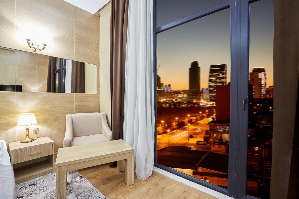 NOBEL HOTEL - 11