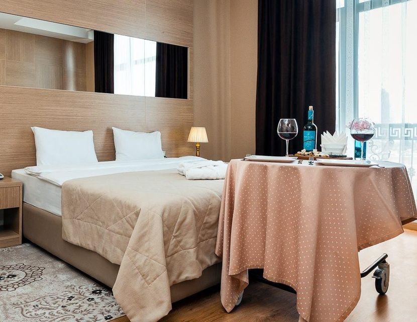 NOBEL HOTEL - 6