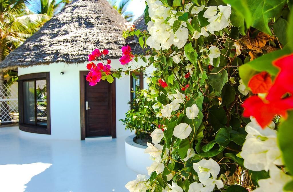 BLUE MOON RESORT - 9