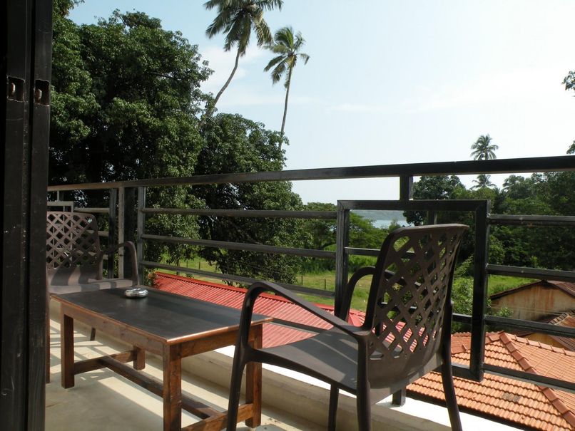 EARTHY HOSTEL & SUITES (ex. RIVERFRONT HOSTEL AND SUITES) - 4