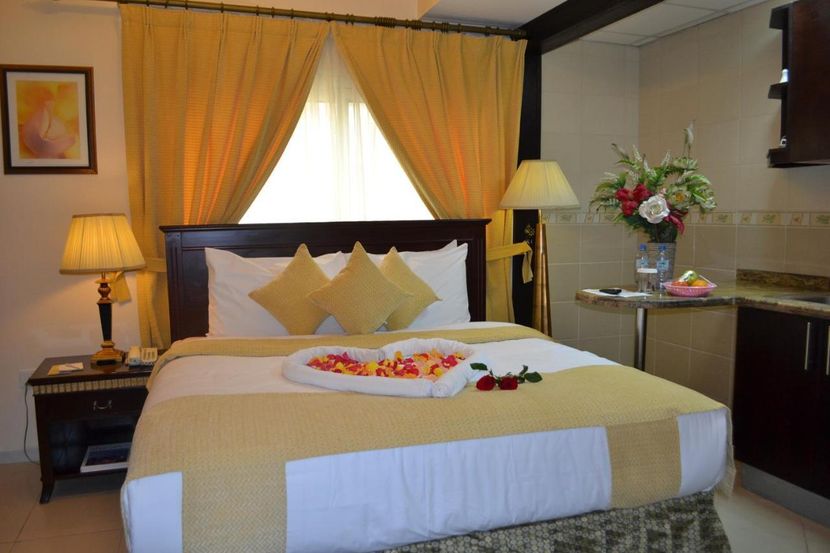 AL HAYAT HOTEL LLC. - 3