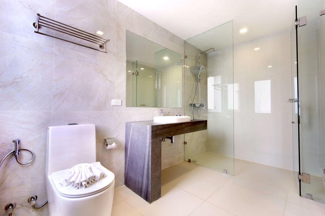 PHOENIX KARON BEACH HOTEL - 17