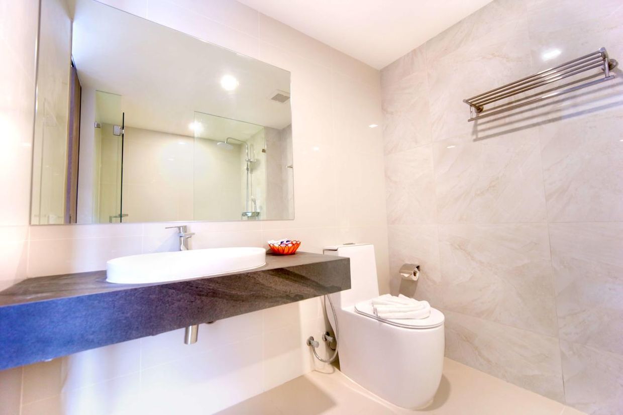 PHOENIX KARON BEACH HOTEL - 29