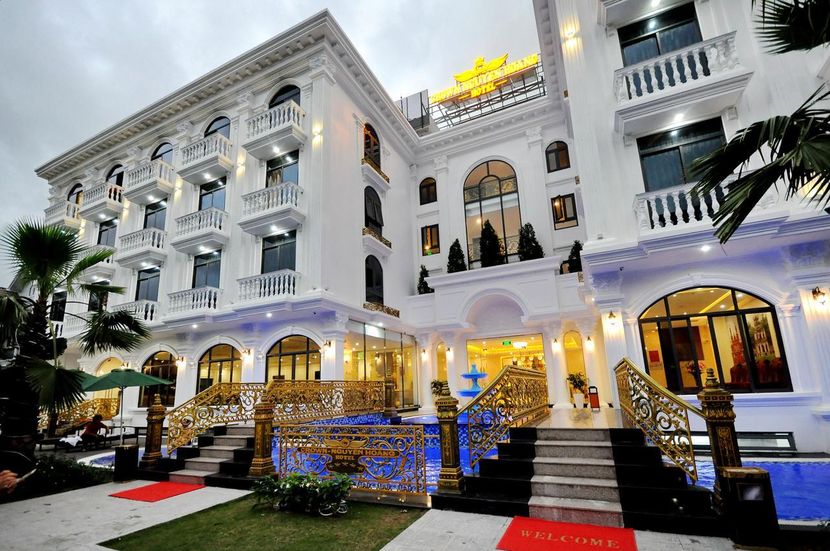 CROWN NGUYEN HOANG HOTEL - 2