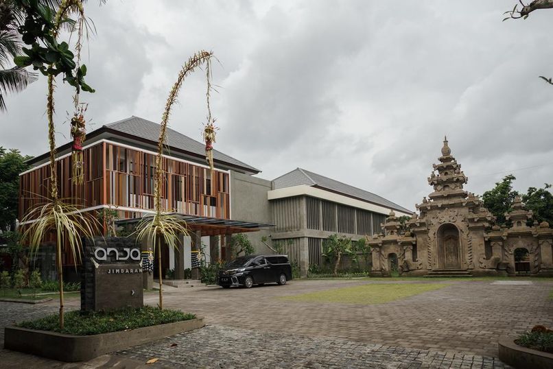 ANJA JIMBARAN - 1