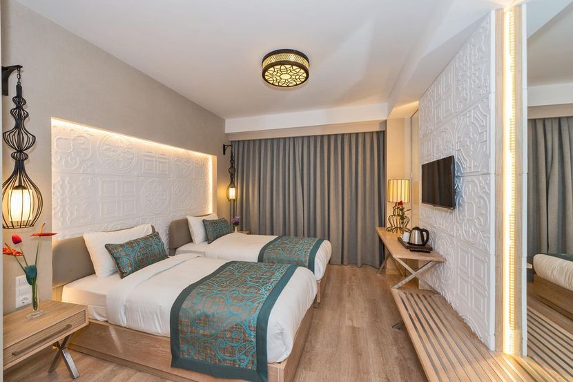 Aybar Hotel - 4