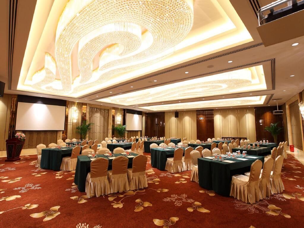 ROYAL CENTURY HOTEL SHANGHAI - 17