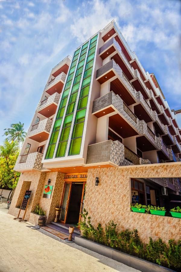 TRITON BEACH HOTEL & SPA - 2