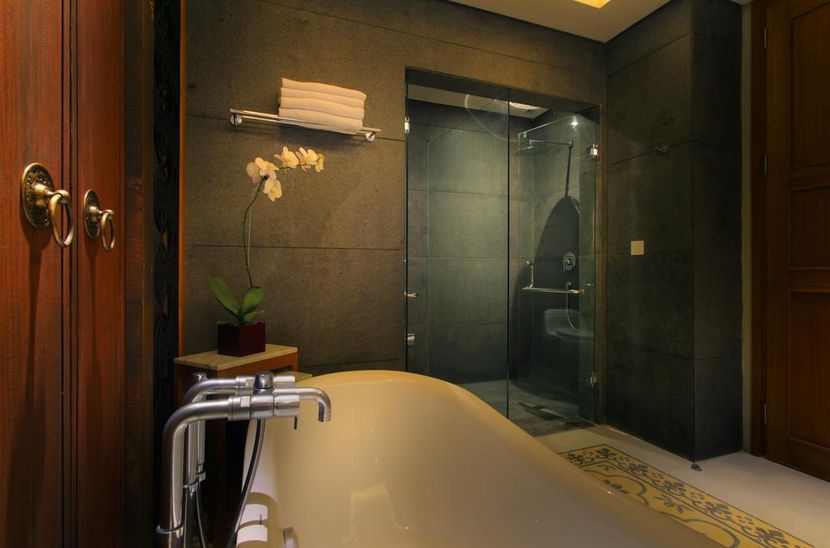 SWARGA SUITES BALI BERAWA - 2
