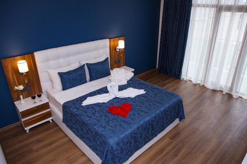 AQUA BATUMI HOTEL & APARTMENTS - 2