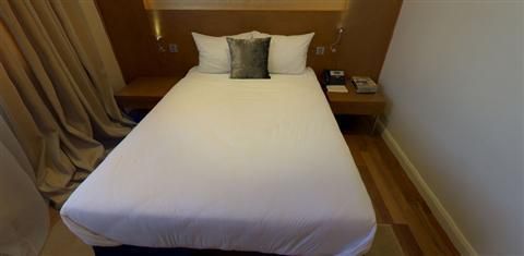 THE DOSTYK HOTEL - 11