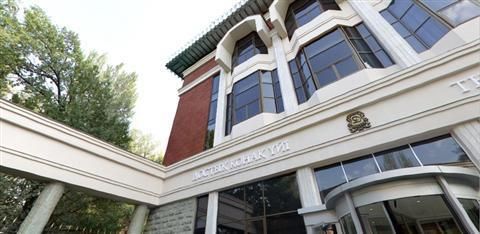 THE DOSTYK HOTEL - 5