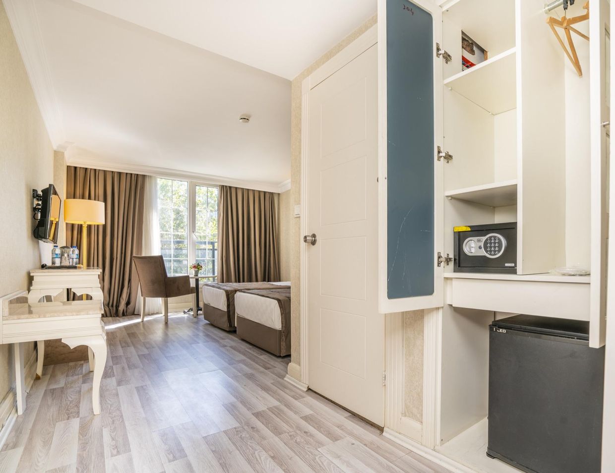 Kensington Hotel (ex. Kunlun Hotel) - 21