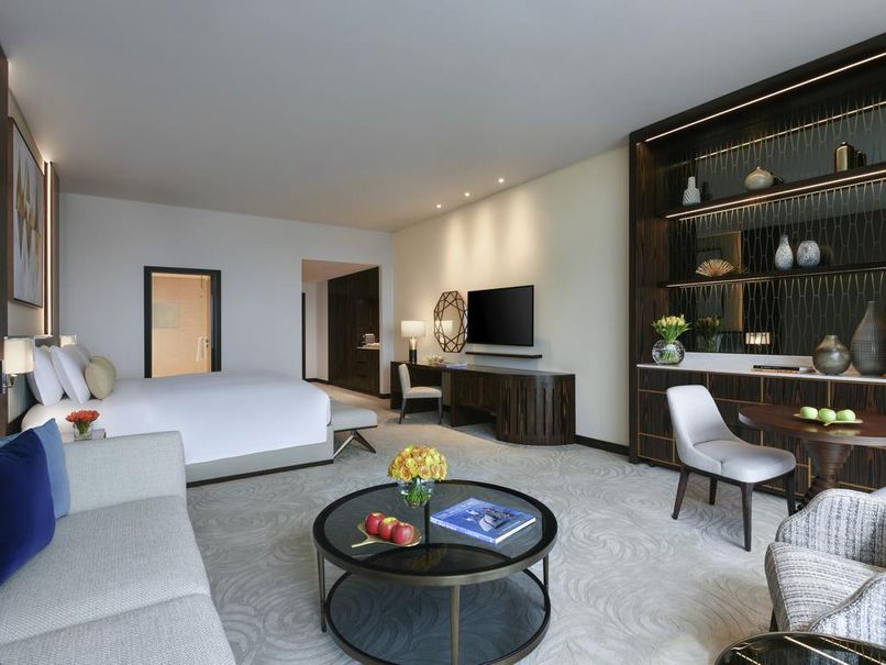 SOFITEL DUBAI THE OBELISK - 6