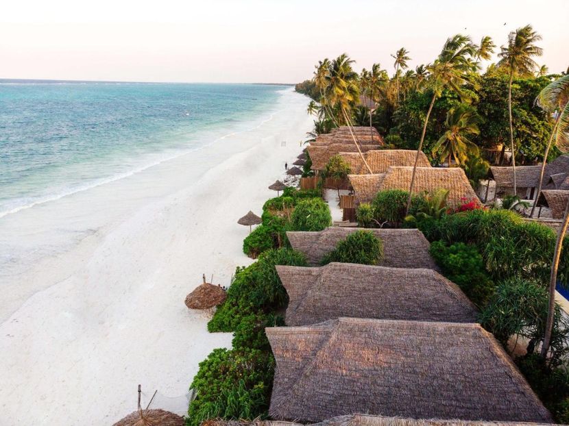ZANZIBAR SUNRISE AT BANDAS - 4