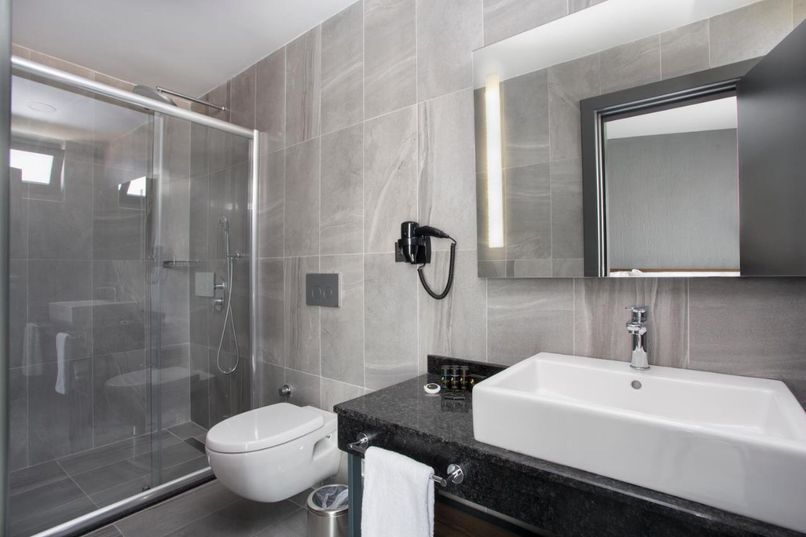 Falcon 1511 Boutique Hotel - 3